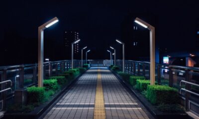 Jak architektura wpływa na poczucie bezpieczeństwa turystów