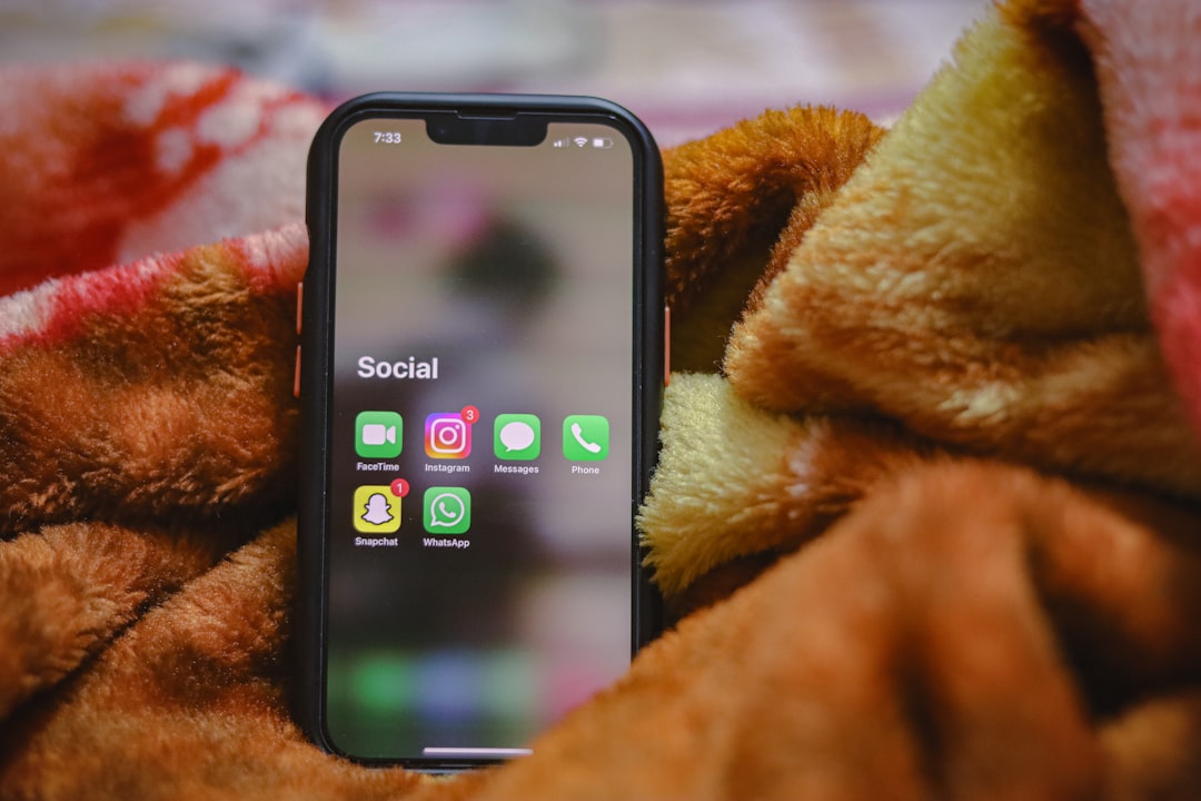 Jak social media zmieniły sposób oceniania ludzi